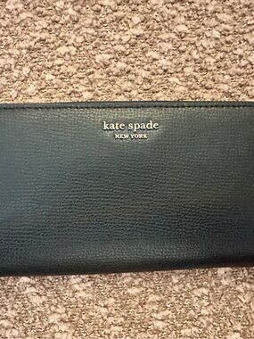 Kate Spade New York Black Leather Wallet